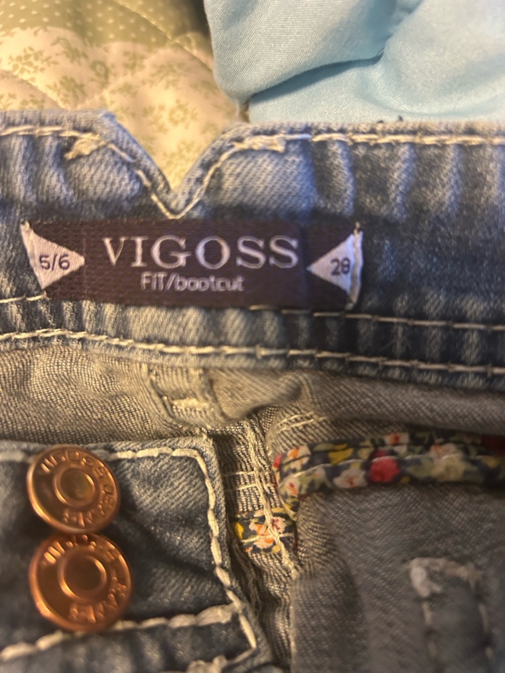 Vigoss Women's Light Wash Bootcut Jeans - Faded Blue
